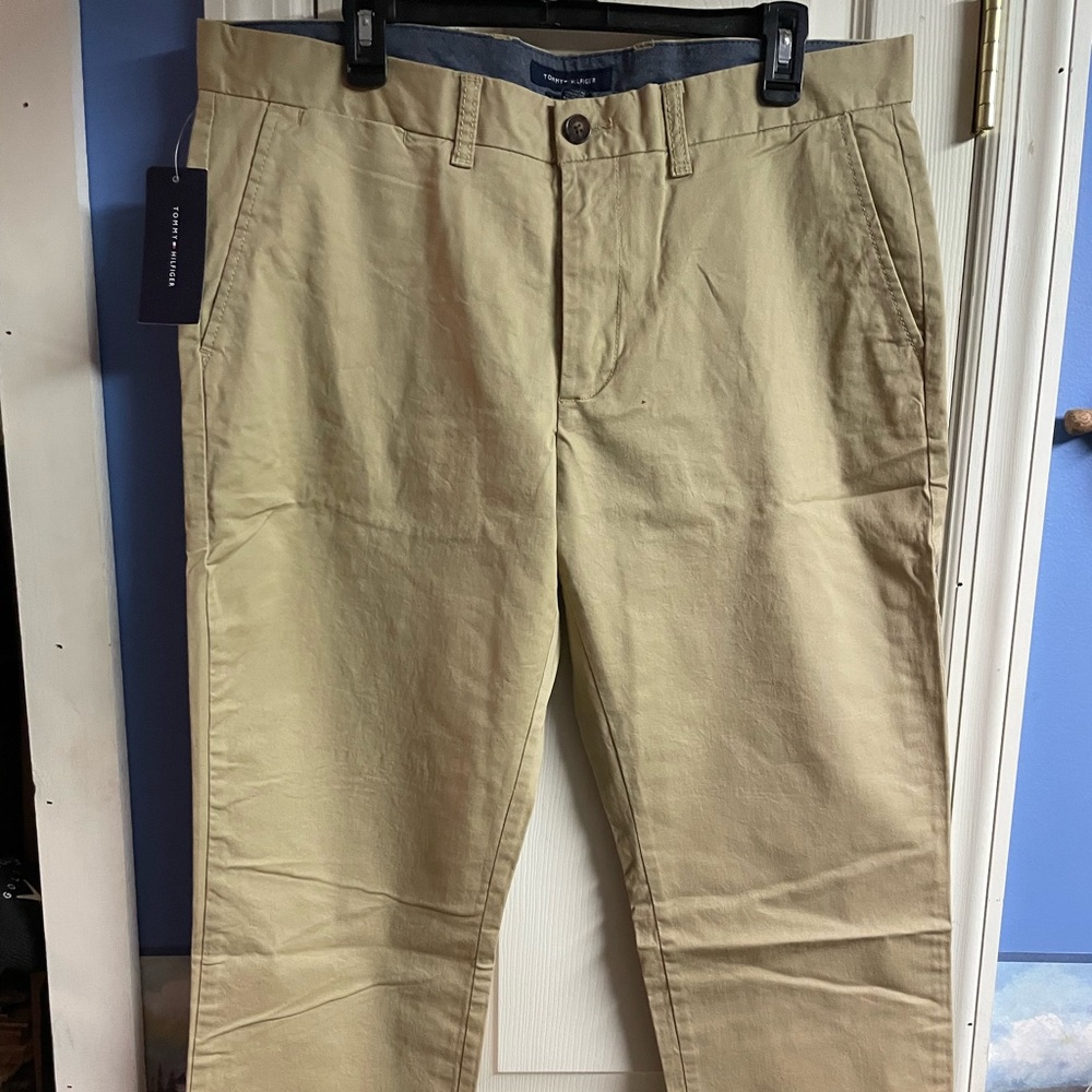TOMMY HILFIGER MENS PANTS NEW WITH TAGS
